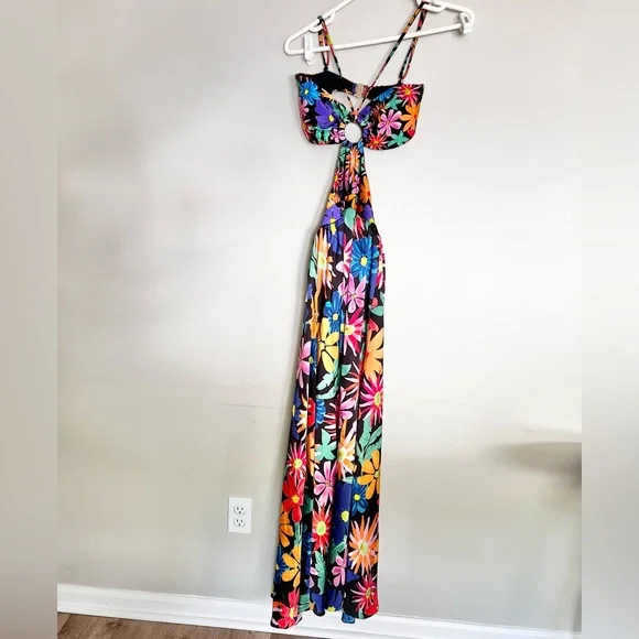 NWT Patbo Aster Halterneck Beach Dress Size Small Maxi Cut Out - Picture 7 of 8